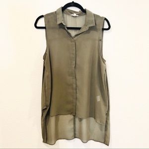 5 FOR $25 ⭐️ Silence + Noise Sleeveless Top